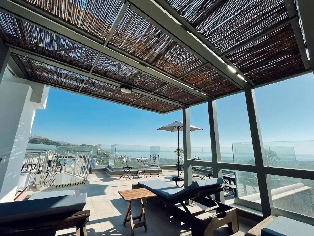 King Crimson Luxury Apartments Marathokefala Ngoại thất bức ảnh