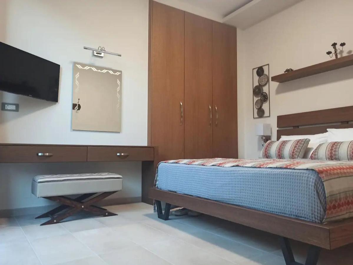 King Crimson Luxury Apartments Marathokefala Ngoại thất bức ảnh